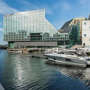 https://room-mate-aitana.amsterdamhotelsnl.com